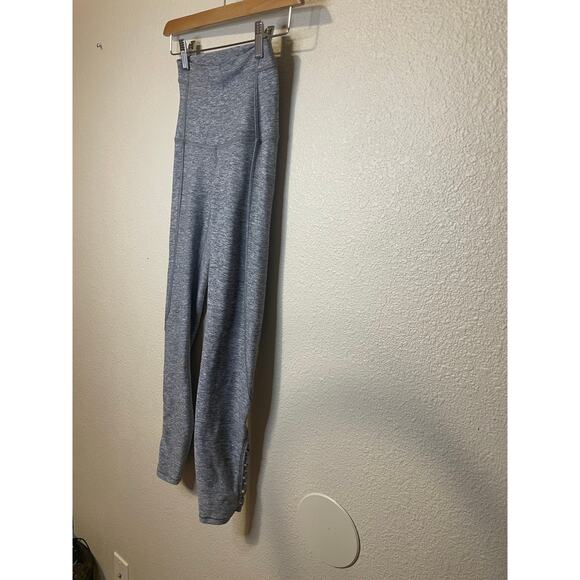 Lululemon Pure Practice High Waisted 4 Way Stretch Heather Gray Leggings Size 2 - Picture 3 of 12